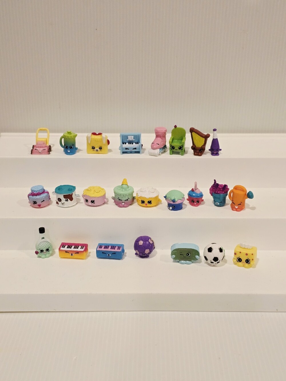 Shopkins Season 5 Homewares Bakery Sweet Treats Figure Set